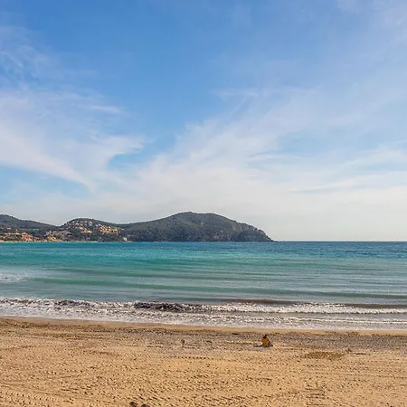 Baie Des Lecques By Interhome Appartement