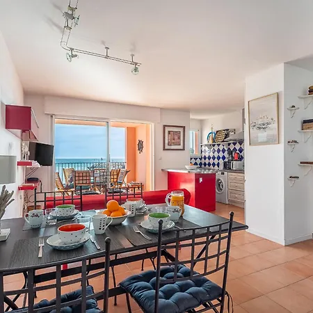 Baie Des Lecques By Interhome Apartamento